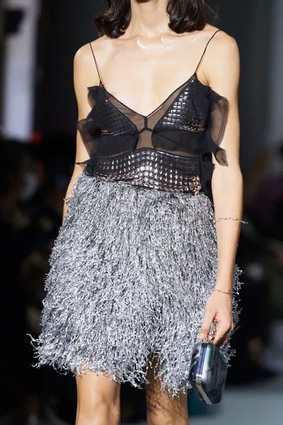 Look 82